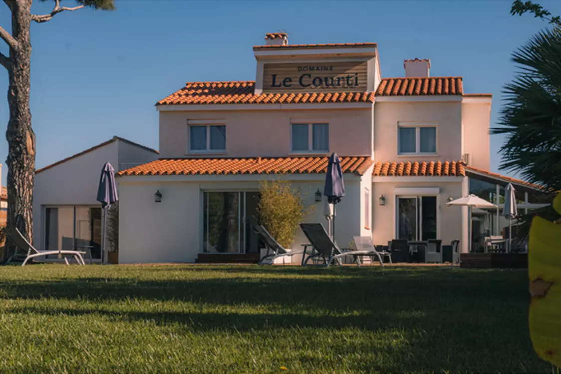 Le Courti gallery — brand detail 3